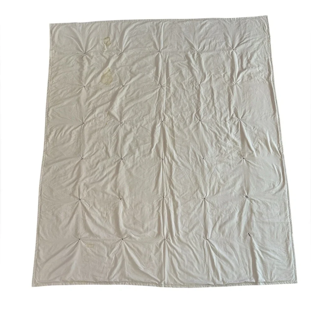 Adorable Sunbonnet Sue Hand-stitched Quilt Cream Lavender  Yarn Tied 77”x89”